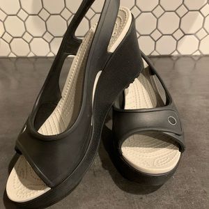 Black crocs wedges